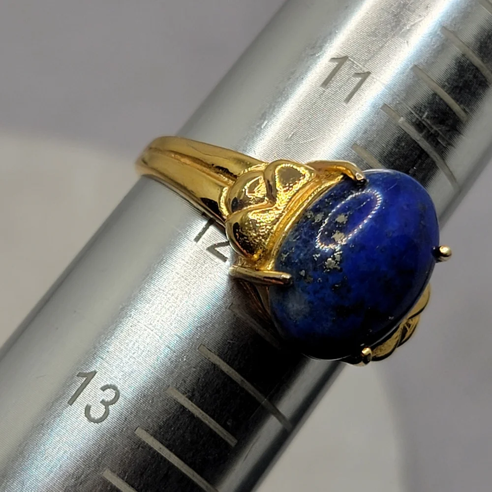 Vintage Lapis Gold Tone Cabochon Ring